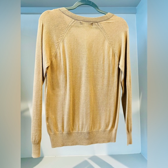 NWT Banana Republic Forever Sweater - Picture 2 of 3